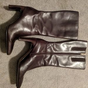 Dark brown Anne Klein boots in new condition